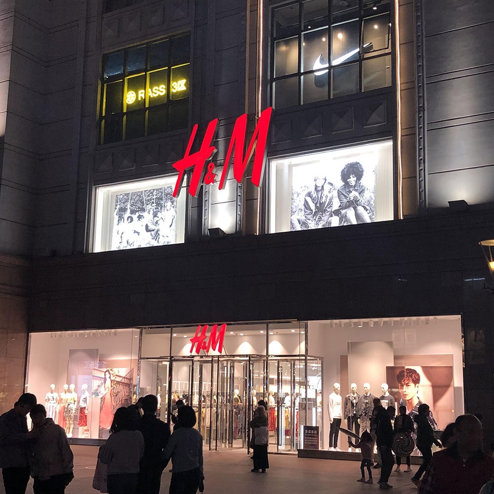 Cartas LED sin borde iluminadas de la cara