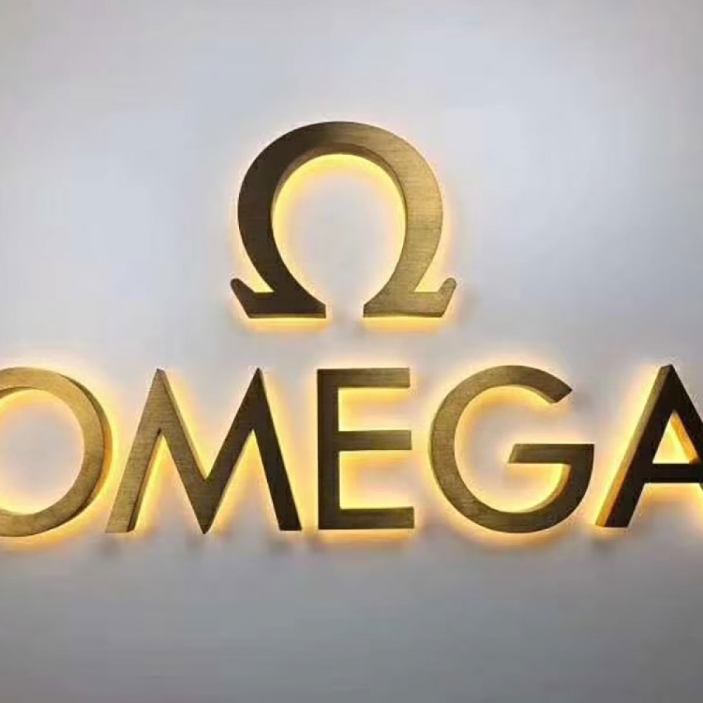 Acciaio inossidabile con illuminazione posteriore a led