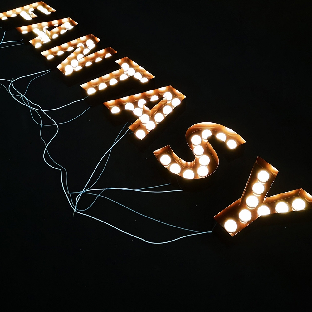 Cartas de marquesina de bombillas LED