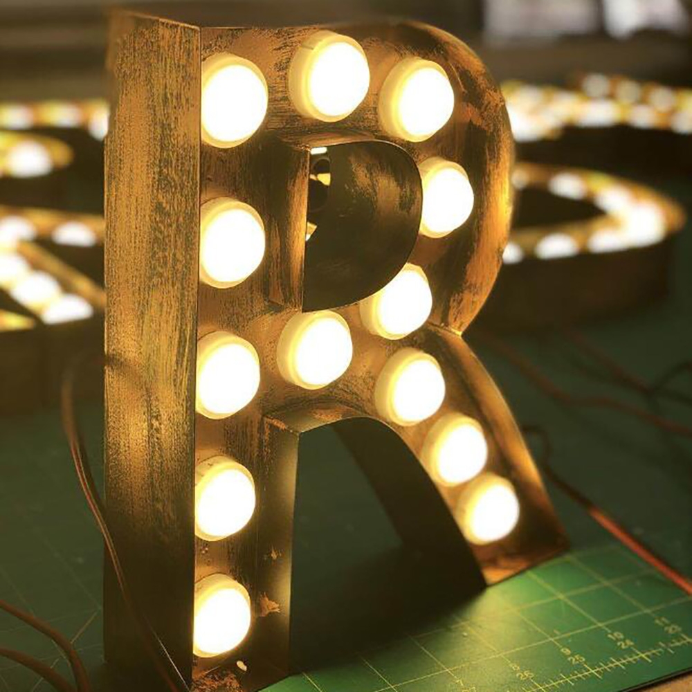 Cartas de marquesina de bombillas LED