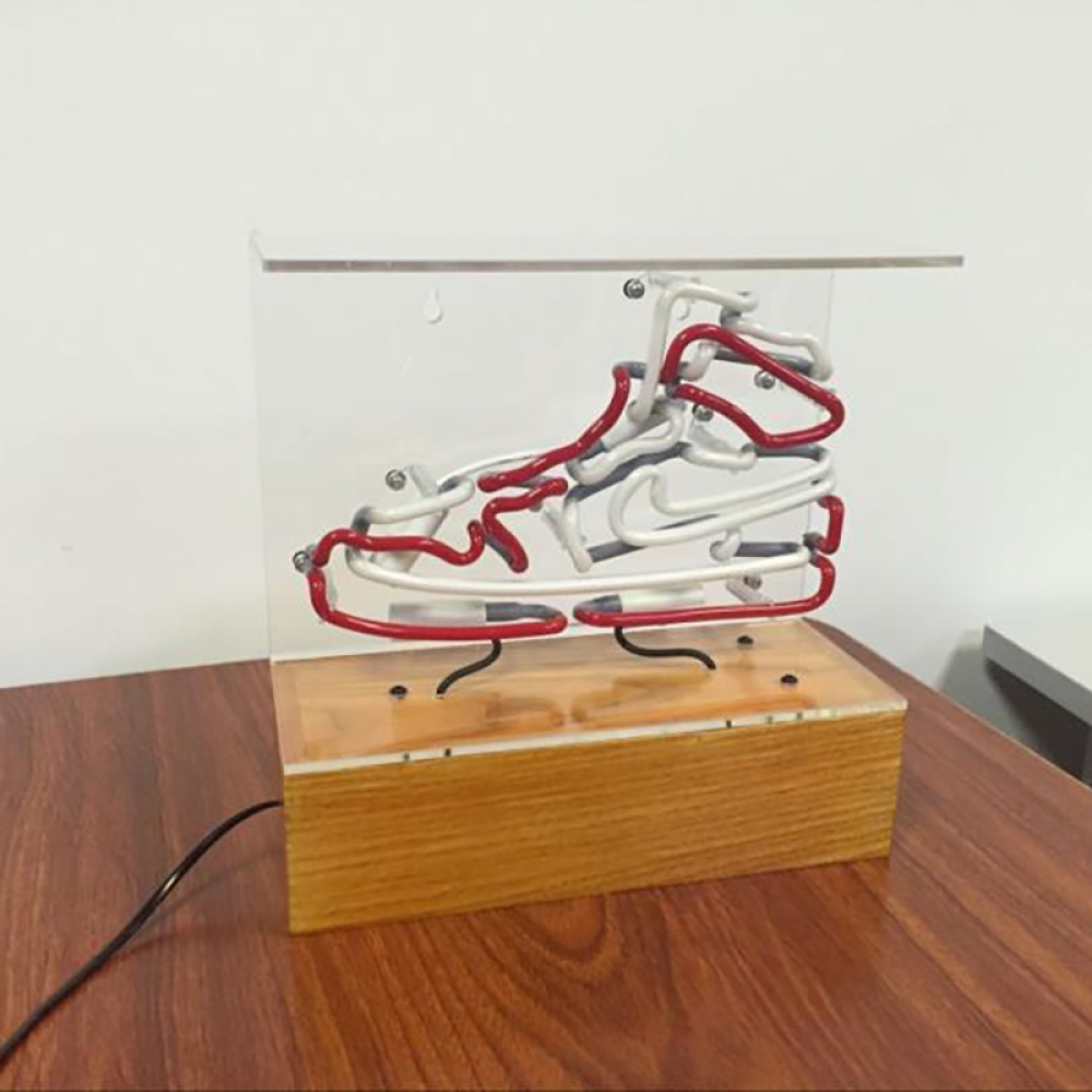 Signes de néon en verre vintage