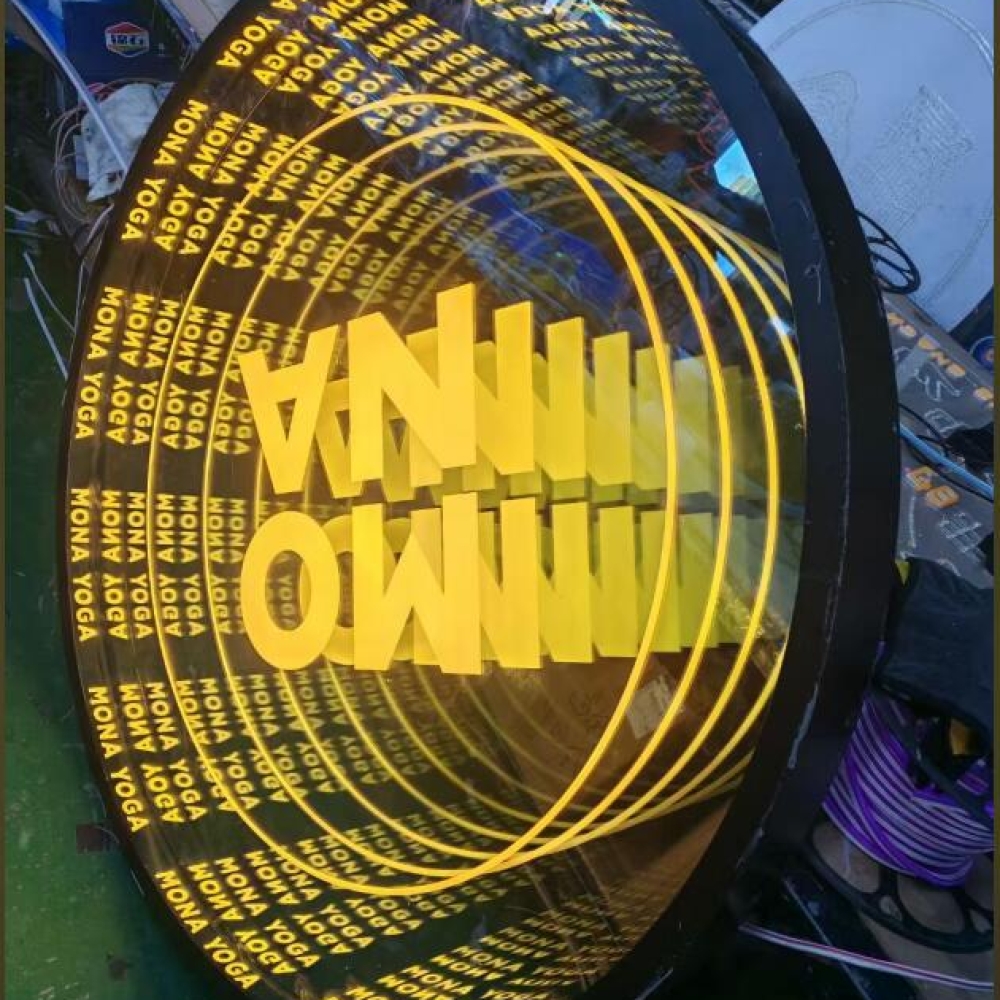 Unendlicher Spiegel -Effekt 3D -LED -Neonzeichen