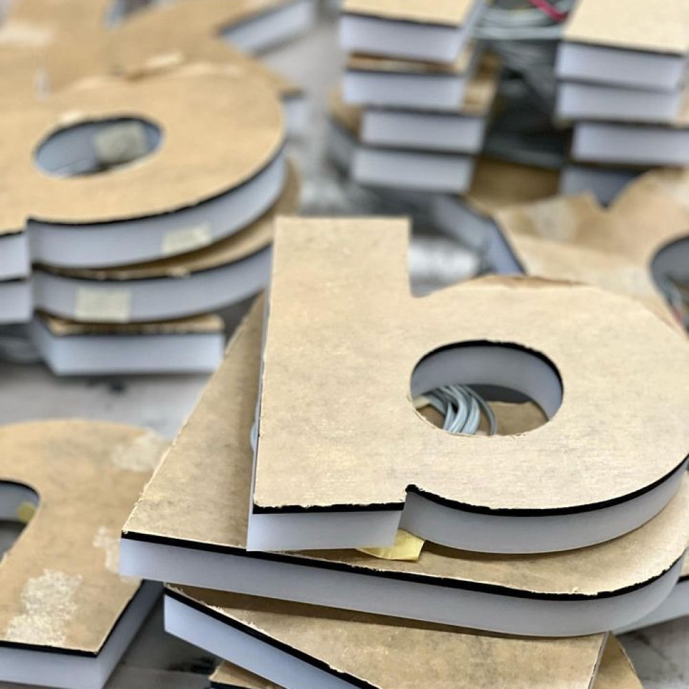 Burbank Acrilic Segno retroilluminato