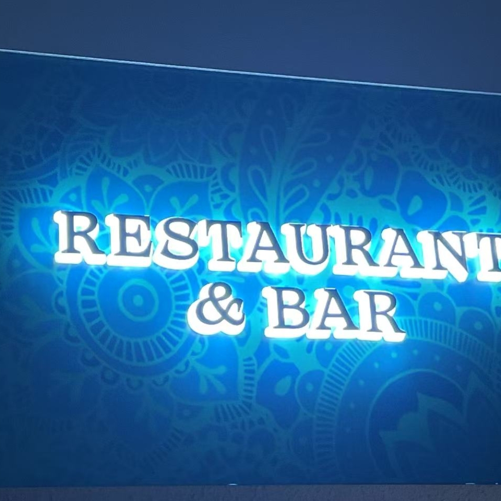 Mini lettere 3D illuminate sul lato acrilico