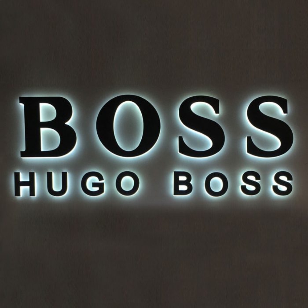 Hugo Boss Acryl -bord met achtergrondverlichting