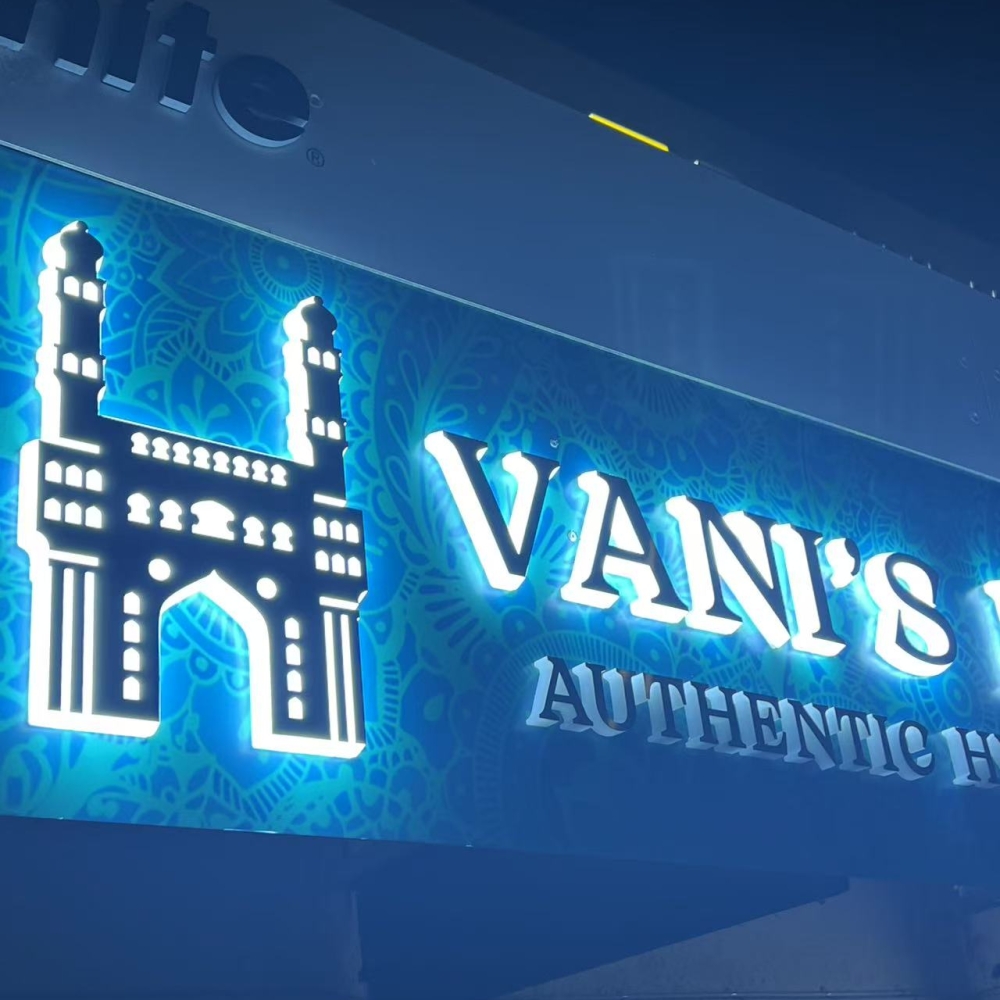 Mini lettere 3D illuminate sul lato acrilico