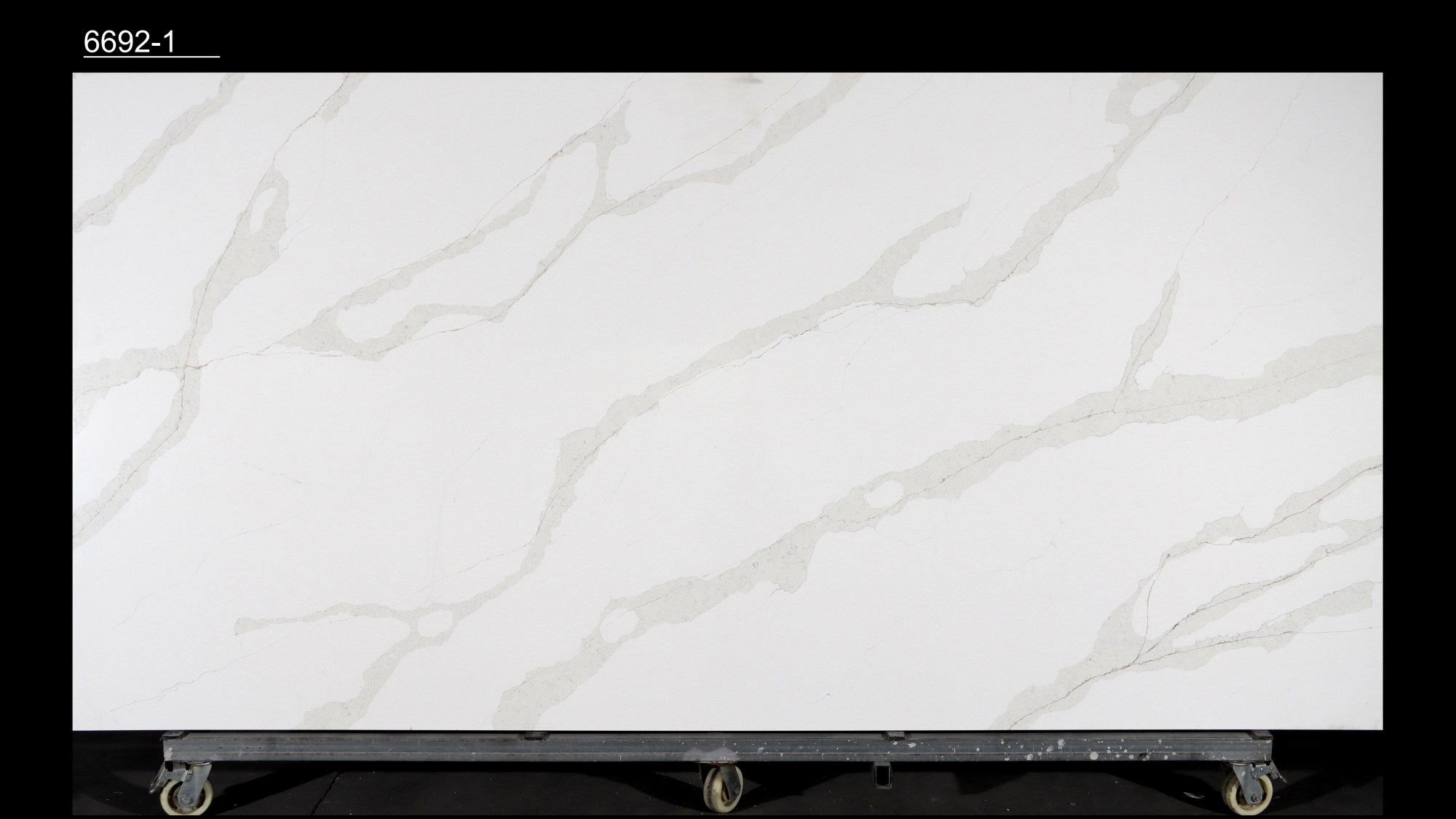 Calacatta Quartz Slab GSQ 6692-1 for Kitchen Countertops & Vanity Tops