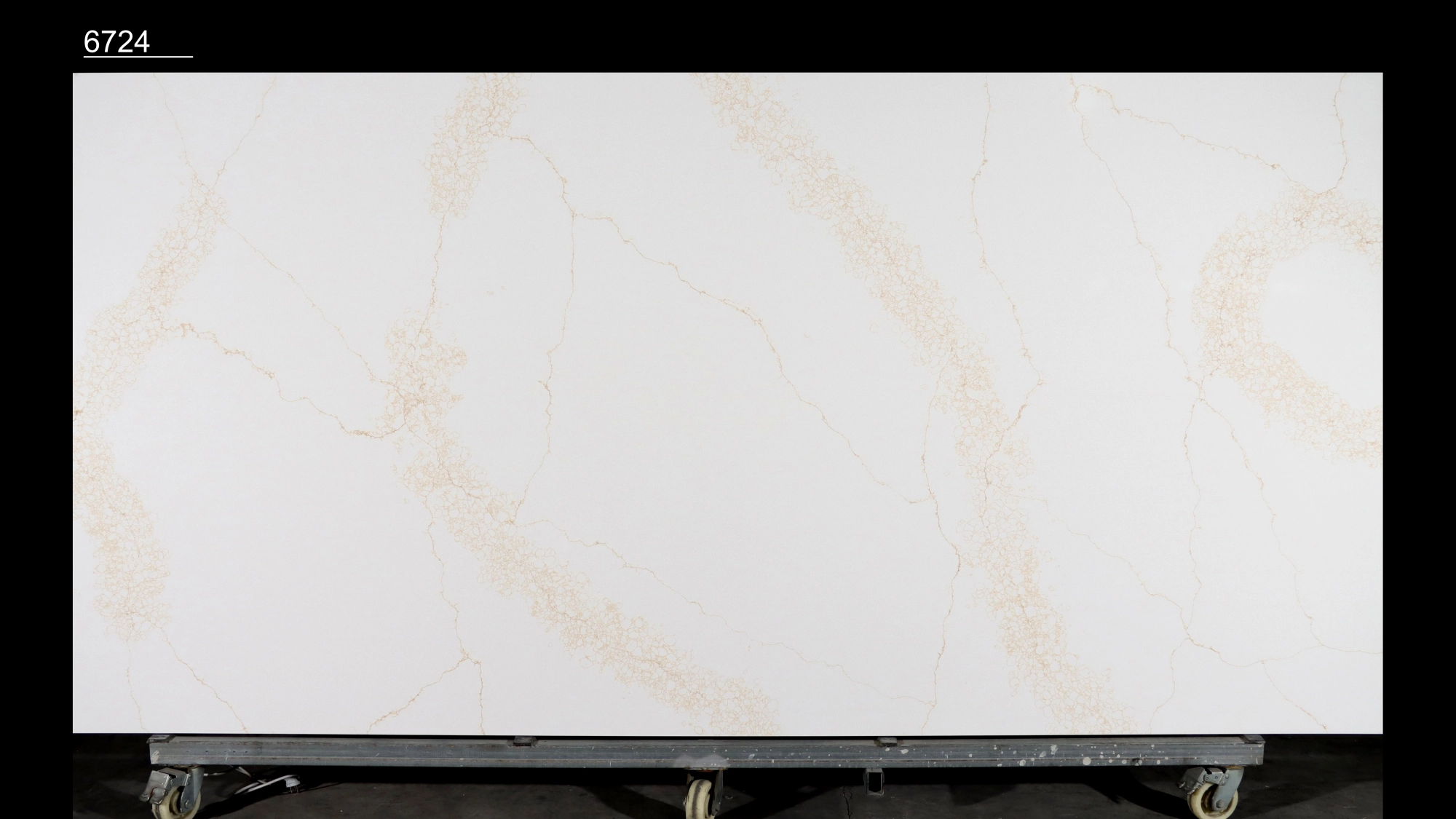 Calacatta Quartz Slab GSQ 6724 for Kitchen Countertops & Vanity Tops