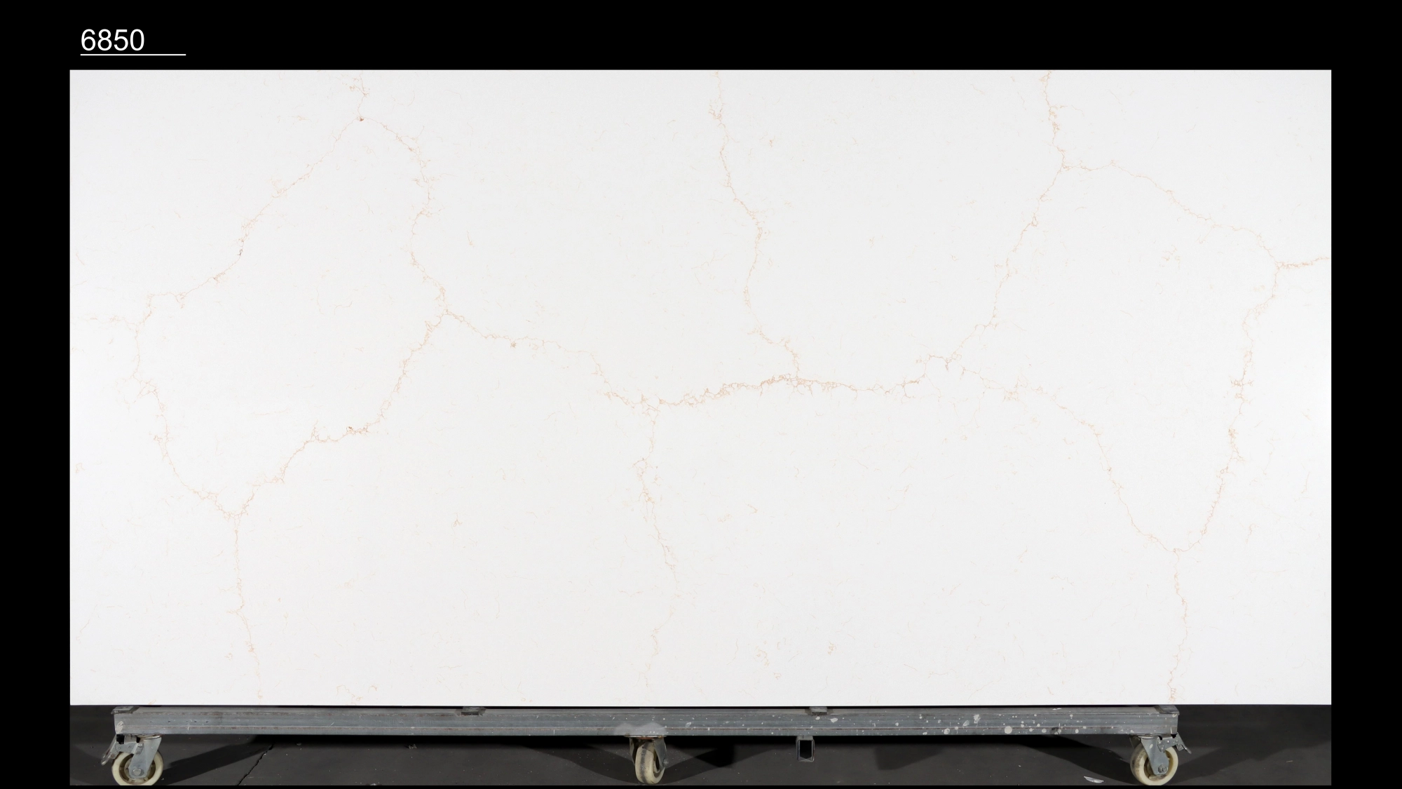 Calacatta Quartz Slab GSQ 6850 for Kitchen Countertops & Vanity Tops