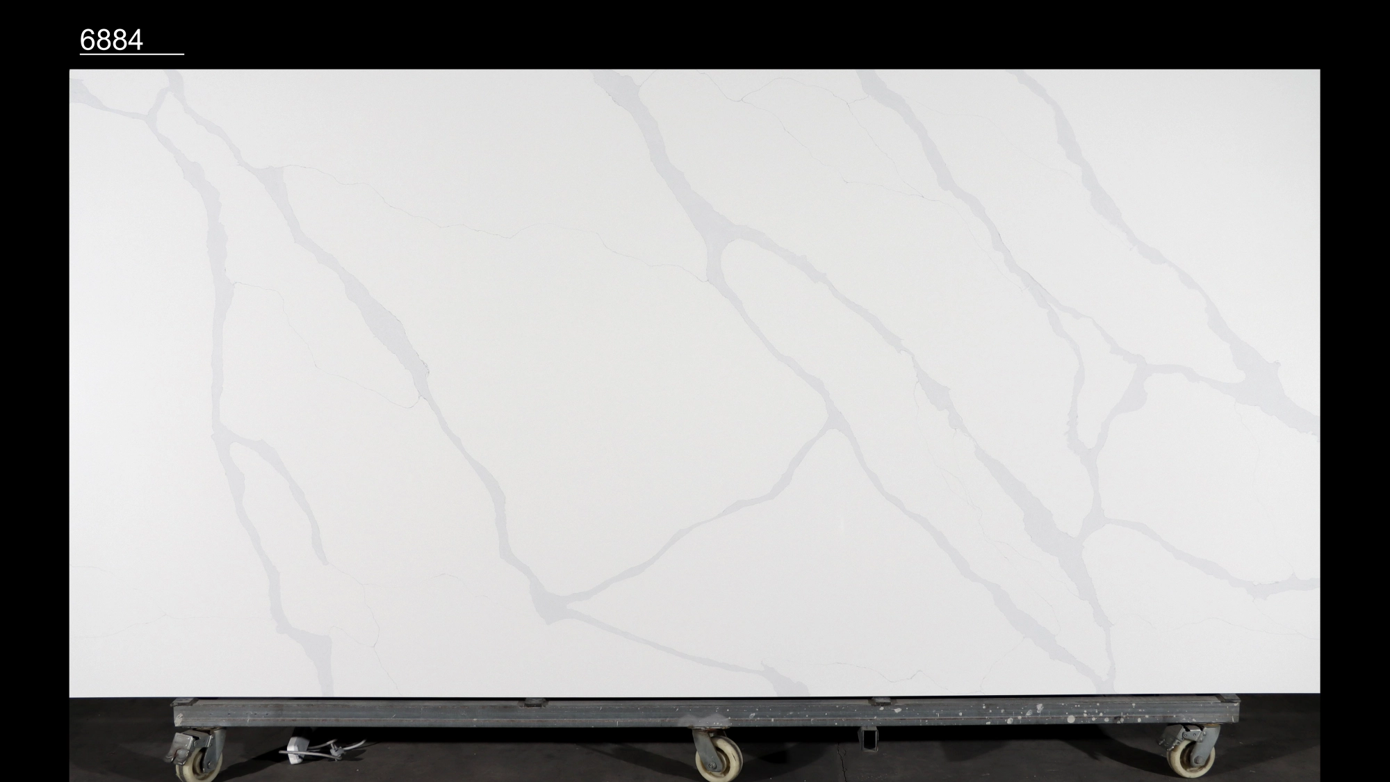 Calacatta Quartz Slab GSQ 6884 for Kitchen Countertops & Vanity Tops