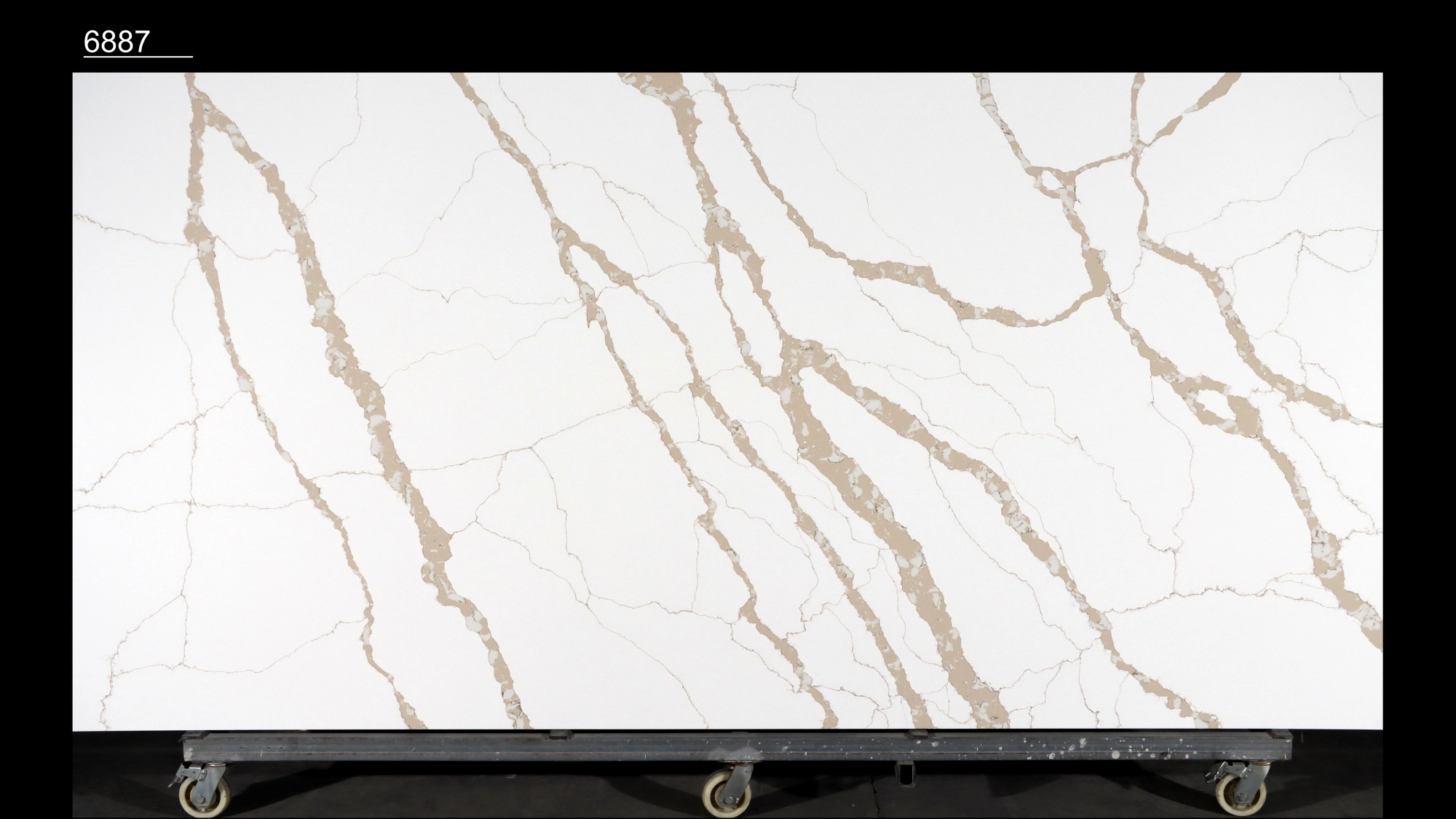 Calacatta Quartz Slab GSQ 6887 for Kitchen Countertops & Vanity Tops
