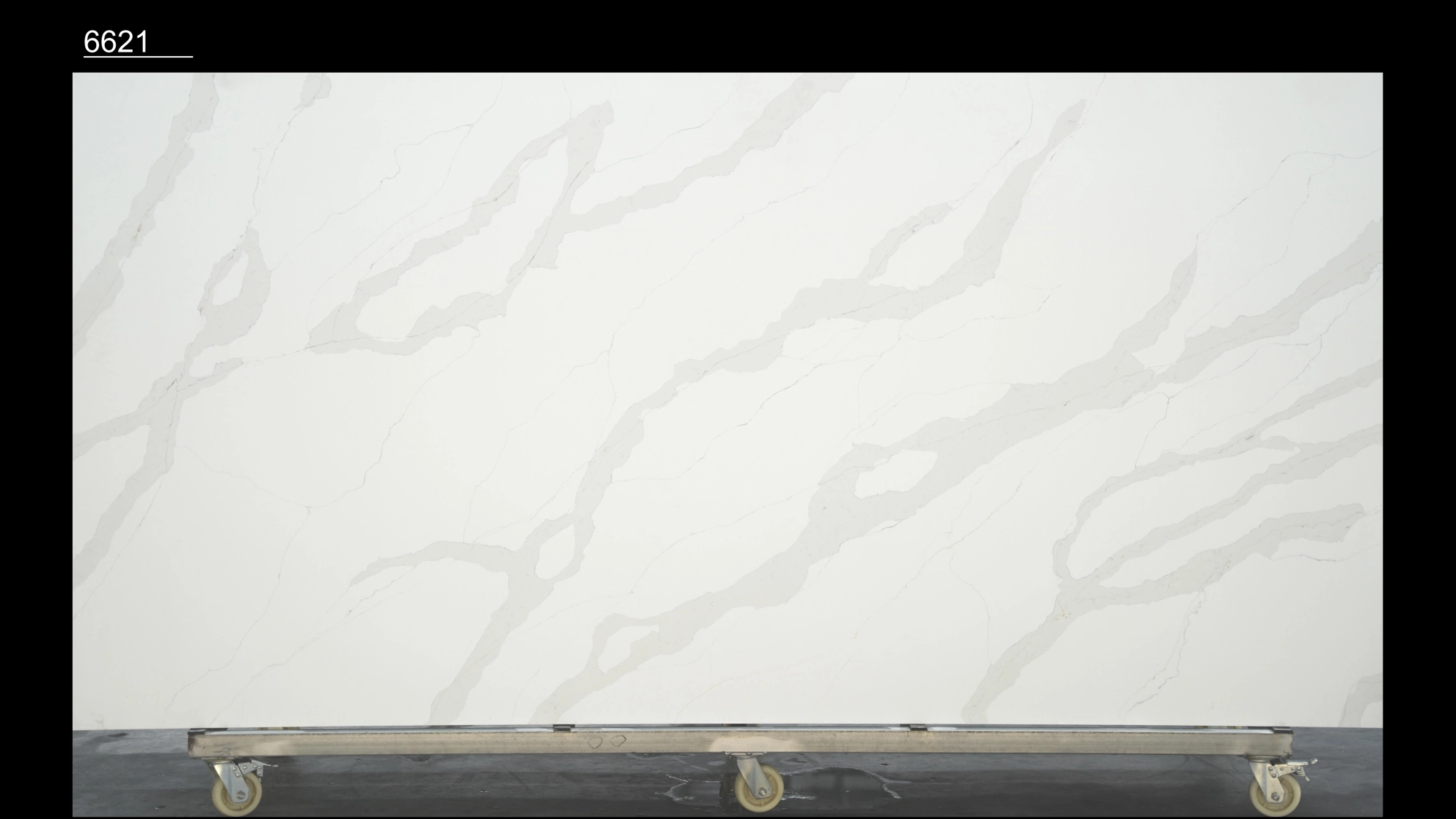 Calacatta Quartz Slab GSQ 6621 for Kitchen Countertops & Vanity Tops