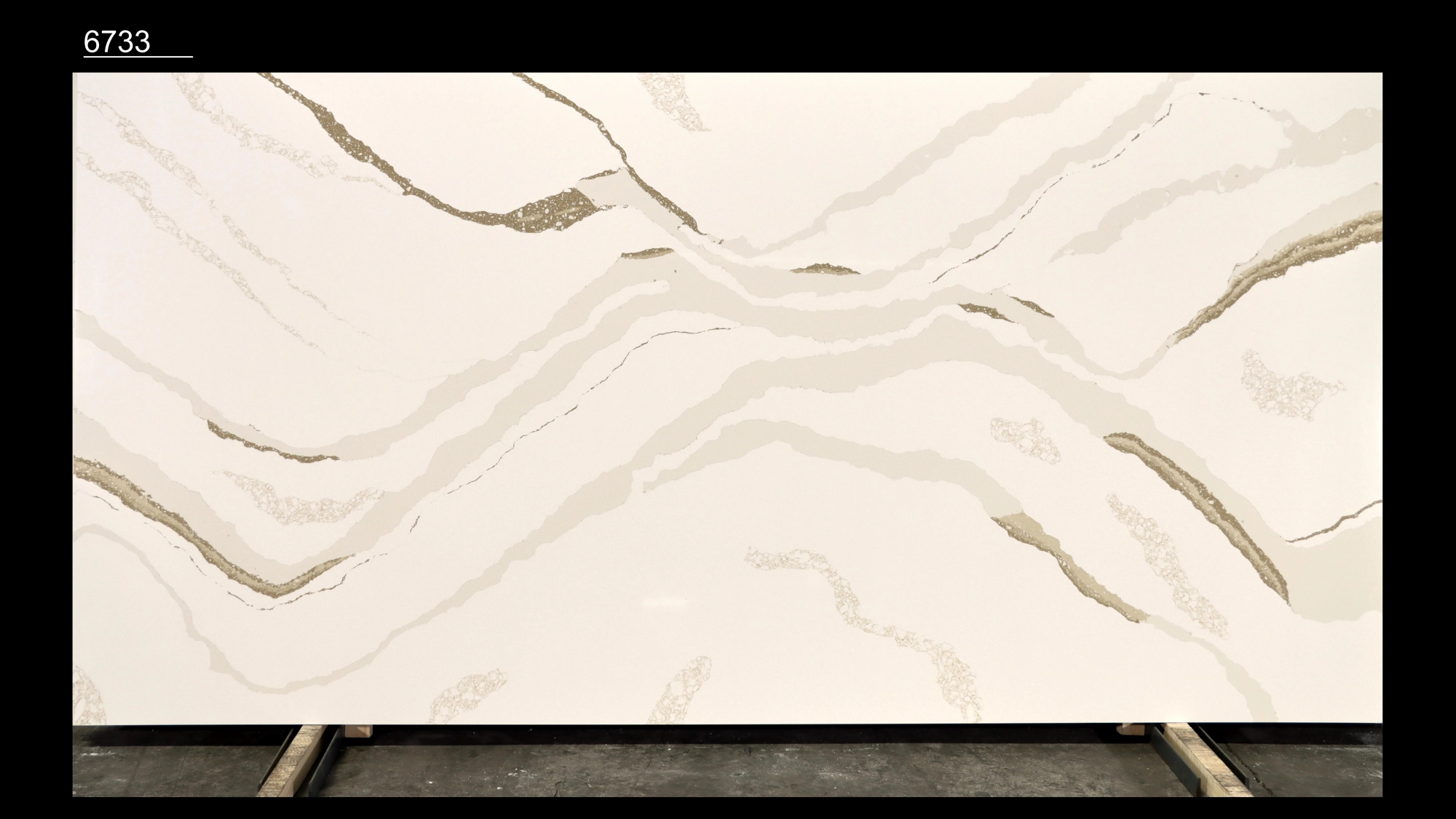 Calacatta Quartz Slab GSQ 6733 for Kitchen Countertops & Vanity Tops