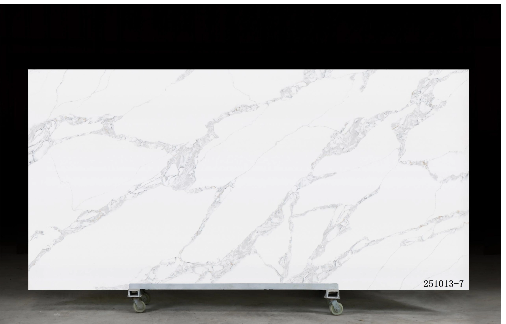 Calacatta Quartz Slab GSX 251013-7 for Kitchen Countertops & Vanity Tops