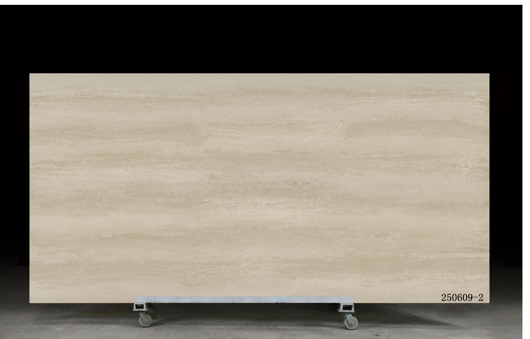 Calacatta Quartz Slab GSX 250609-2 for Kitchen Countertops & Vanity Tops
