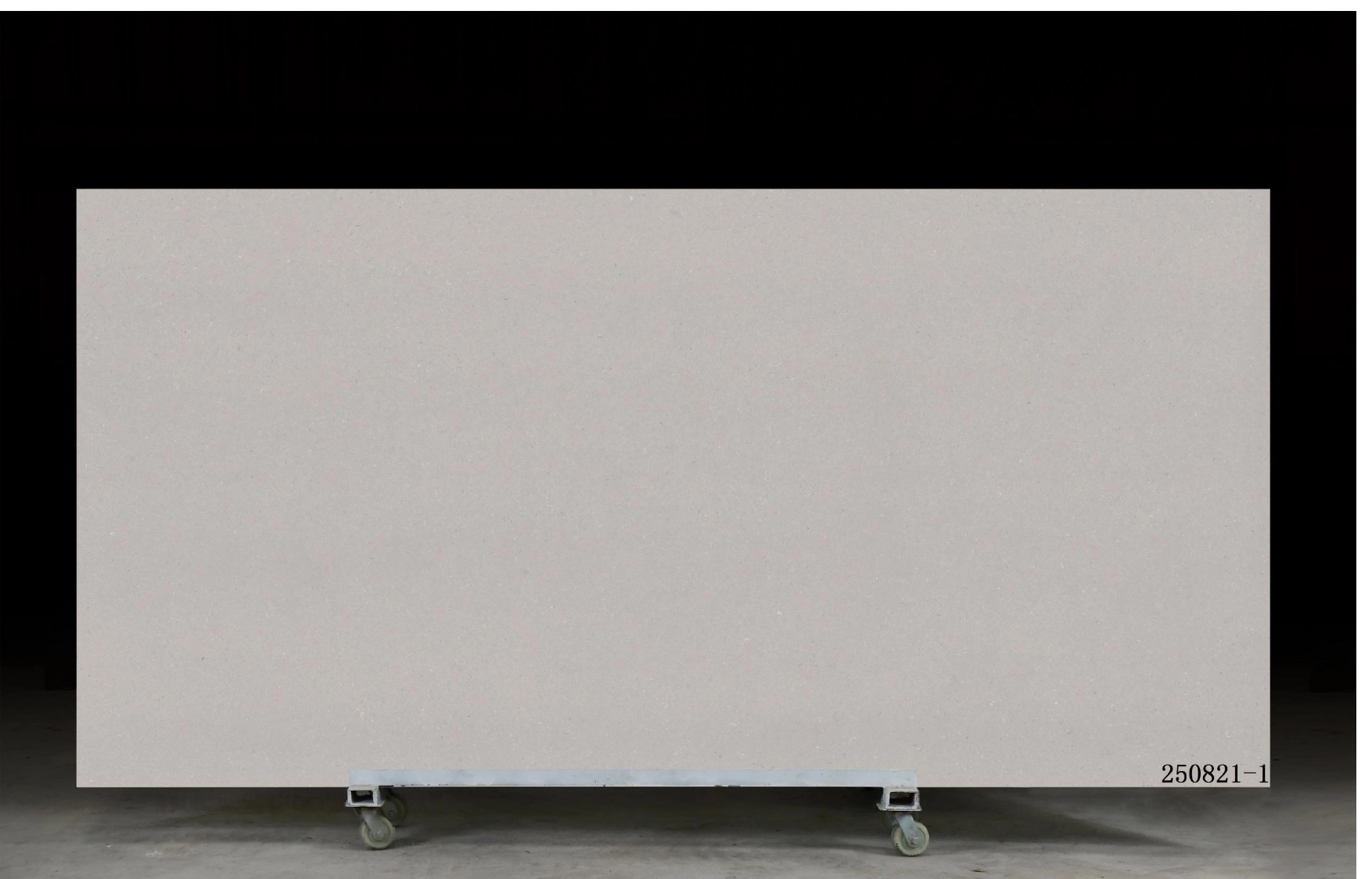 Calacatta Quartz Slab GSX 250821-1 for Kitchen Countertops & Vanity Tops