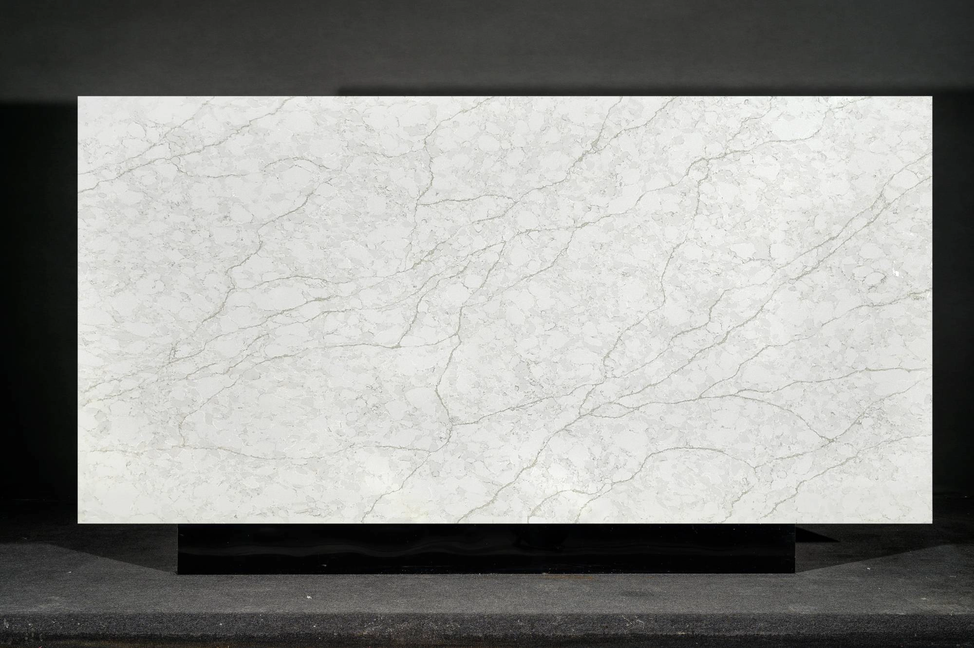 Calacatta Quartz Slab GSX FT11 for Kitchen Countertops & Vanity Tops