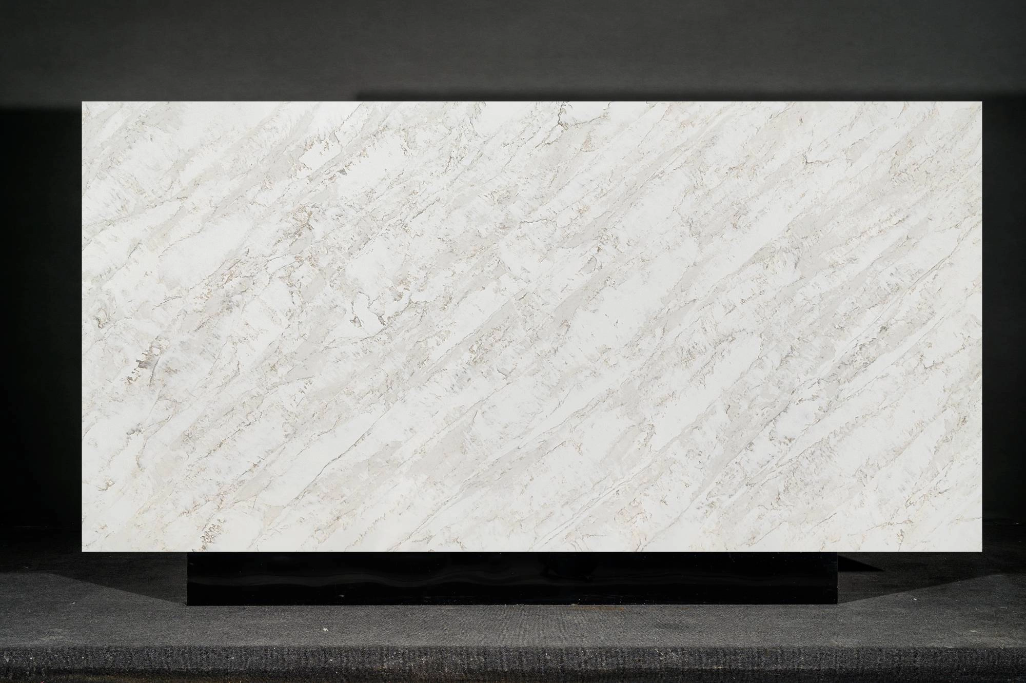 Calacatta Quartz Slab GSX FT3 for Kitchen Countertops & Vanity Tops