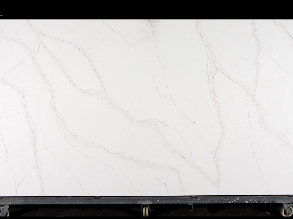 Calacatta Quartz Slab GSQ 6683for Kitchen Countertops & Vanity Tops