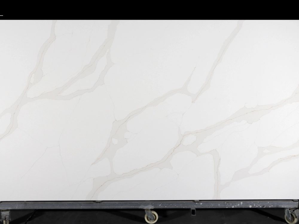 Calacatta Quartz Slab GSQ 6706 for Kitchen Countertops & Vanity Tops
