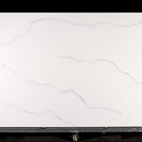 Dalle de quartz blanc Calacatta GSQ 6615 | Grand format pour plans de travail de cuisine et plans de toilette