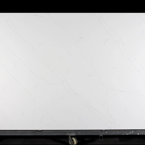 Dalle de quartz blanc Calacatta GSQ 6617 | Grand format pour plans de travail de cuisine et plans de toilette