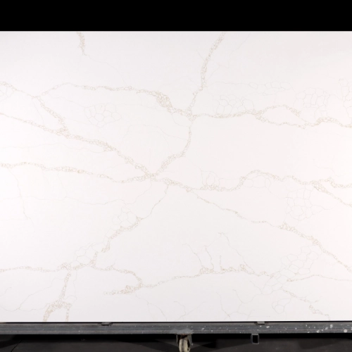 Dalle de quartz Calacatta GSQ 6749 pour plans de travail de cuisine et plans de toilette