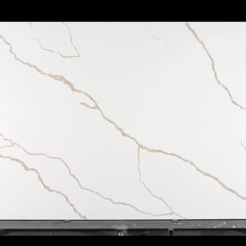 Dalle de quartz Calacatta GSQ 6756 pour plans de travail de cuisine et plans de toilette