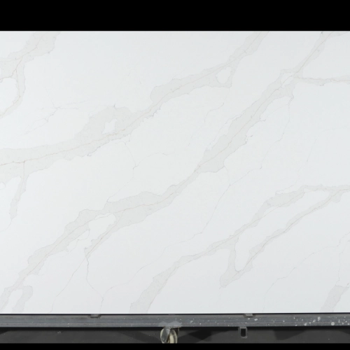 Dalle de quartz Calacatta GSQ 6090-1 pour plans de travail de cuisine et plans de toilette