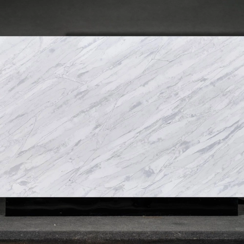 Calacatta Quartz Slab GSX FT7 for Kitchen Countertops & Vanity Tops