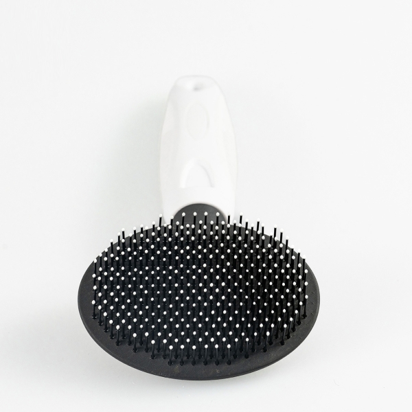 مشط فرشاة إزالة شعر الحيوانات الأليفة بمقبض بلاستيكي