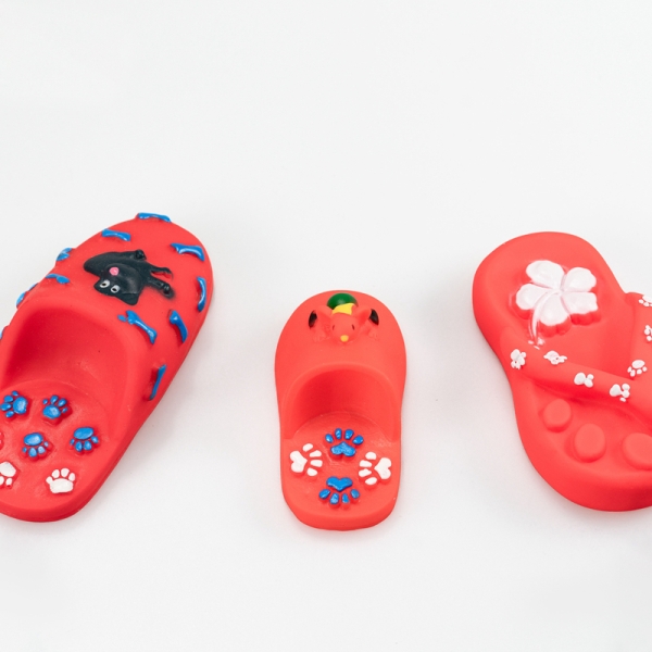 لعبة مضغ لطيفة تصدر صوت صرير للحيوانات الأليفة